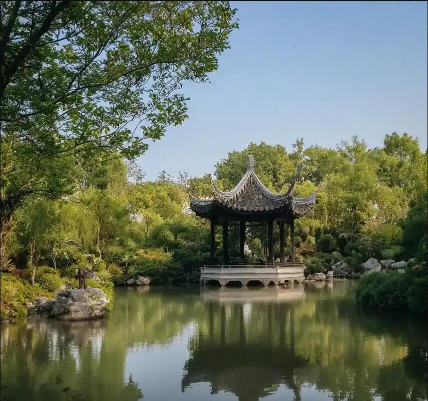 临湘漂流餐饮有限公司